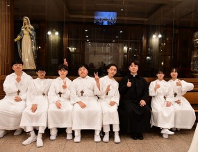 주님수난 성목요일 사진 올립니다.

추가 사진은 네이버카페 빛사모 목동성당 사진첩에서 감상하실 수 있습니다. 카페주소 https://cafe.naver.com/mtcpic